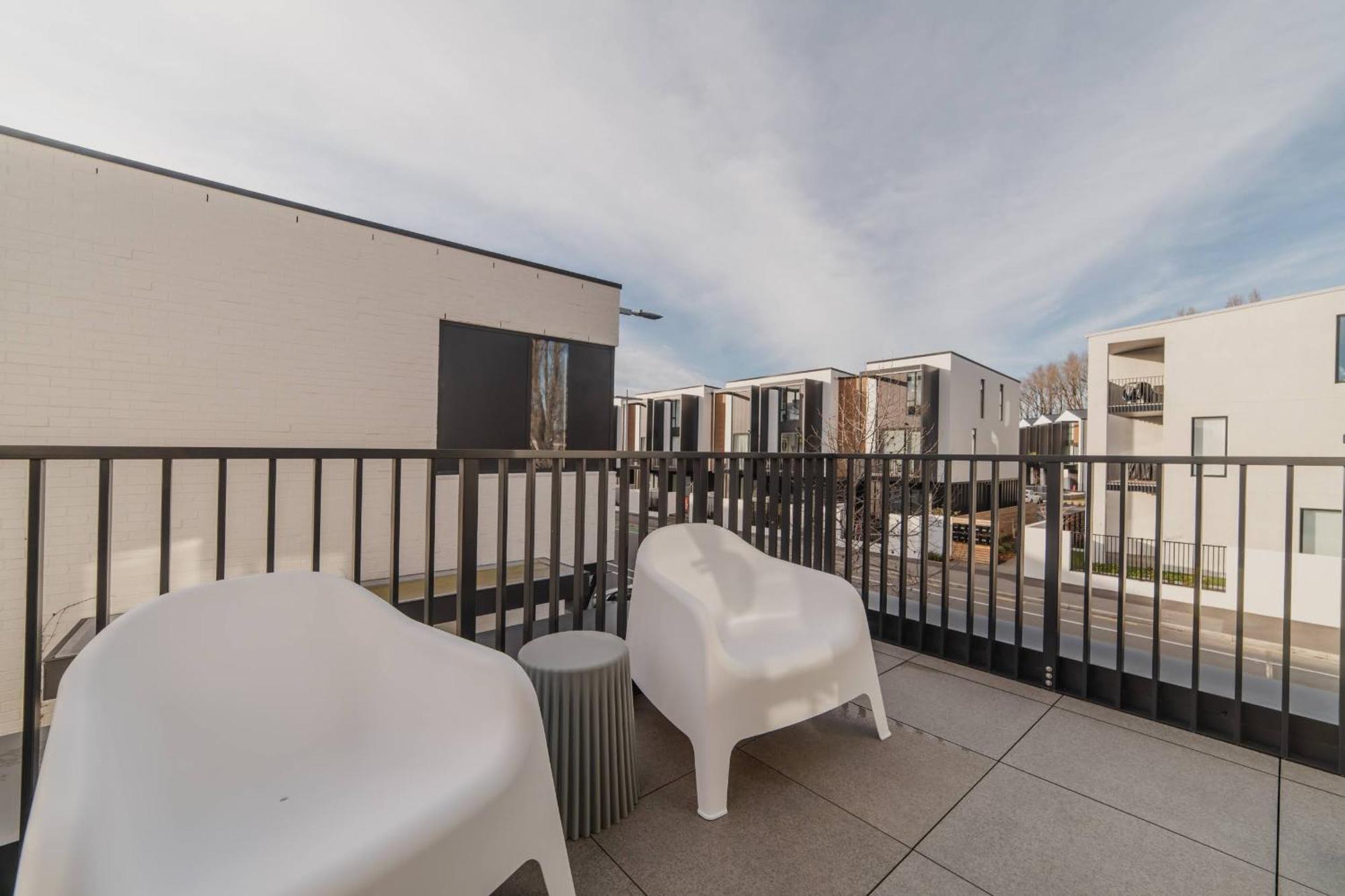 Villa Chic And Contemporary Living At Cambridge Terrace Christchurch Exterior foto